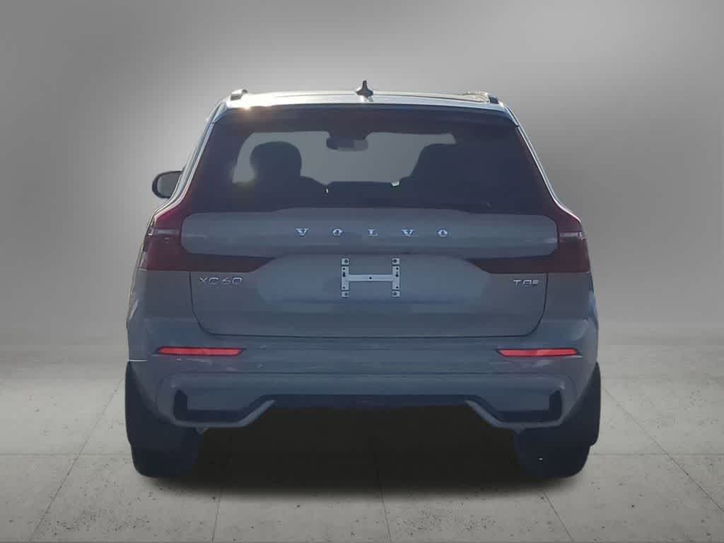 Thumbnail: 2026 Volvo XC60 - 5