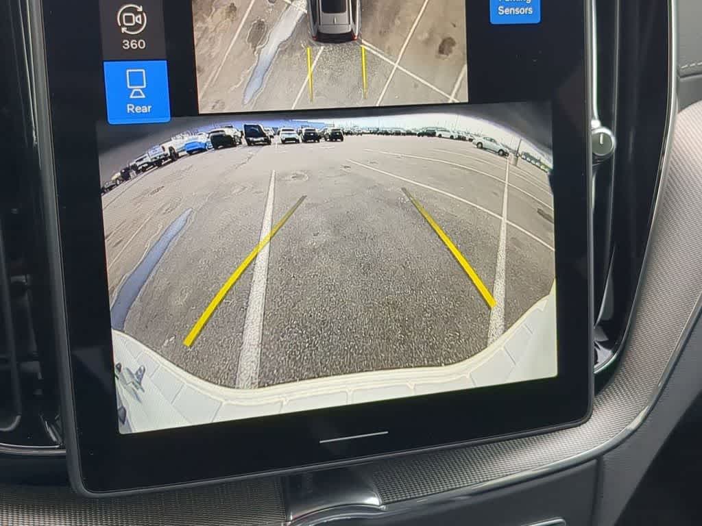 Thumbnail: 2026 Volvo XC60 - 28