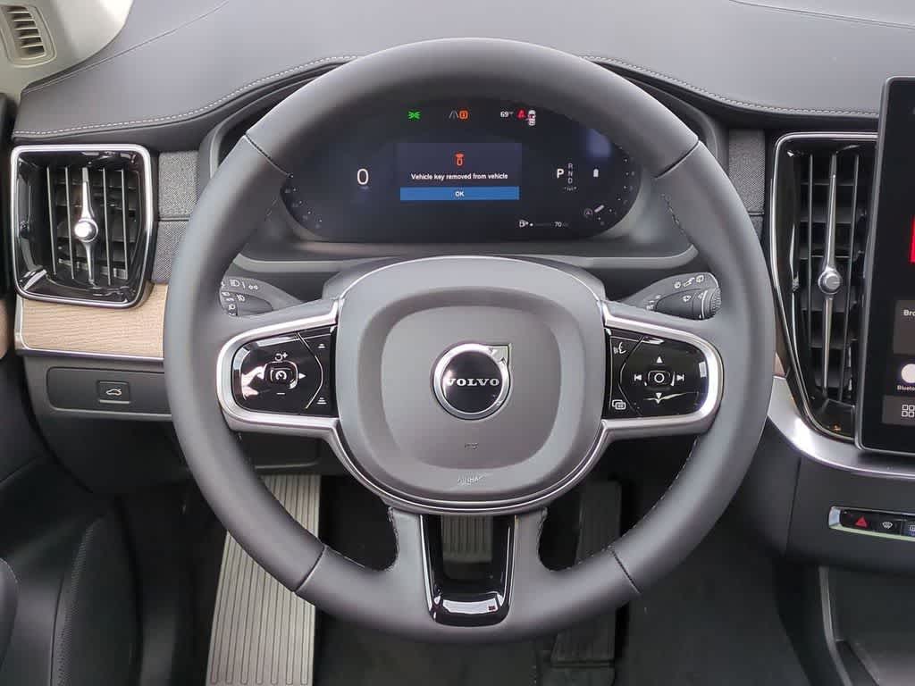 Thumbnail: 2026 Volvo XC90 - 22