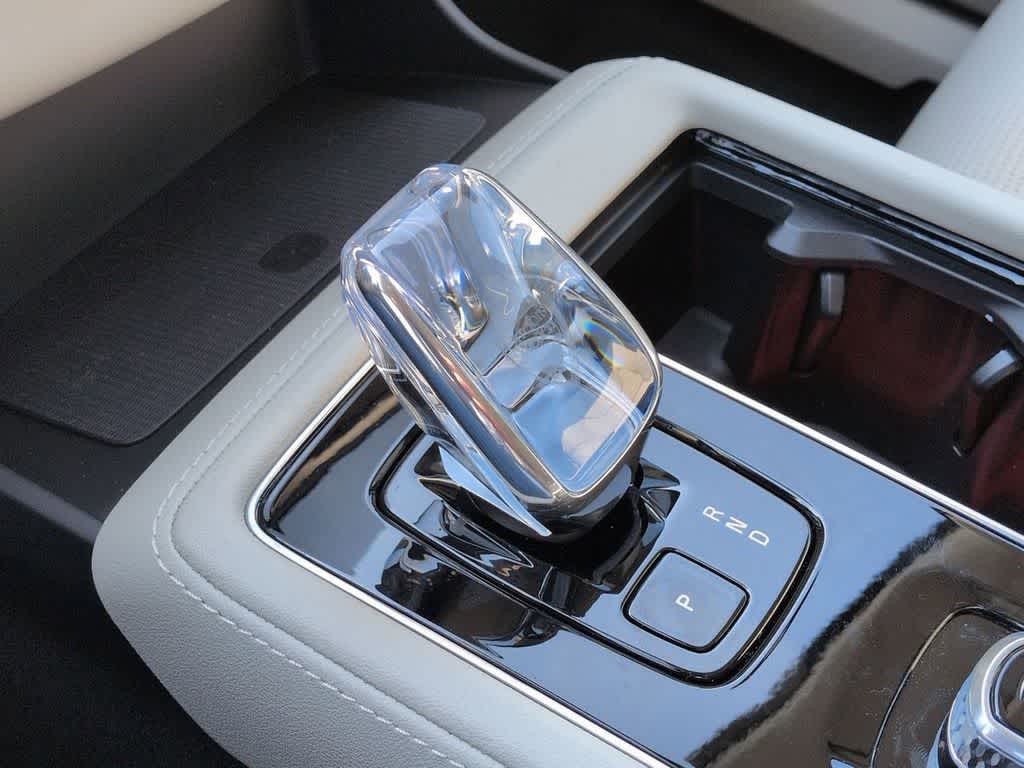 Thumbnail: 2026 Volvo XC90 - 31