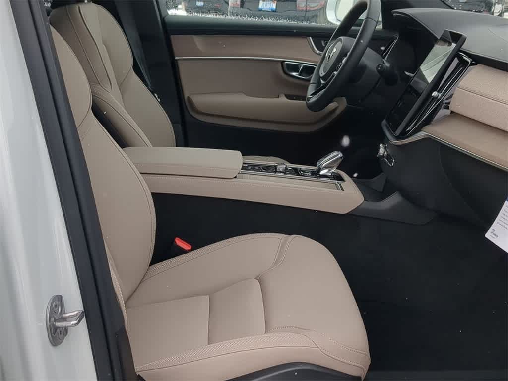 Thumbnail: 2026 Volvo XC90 - 20