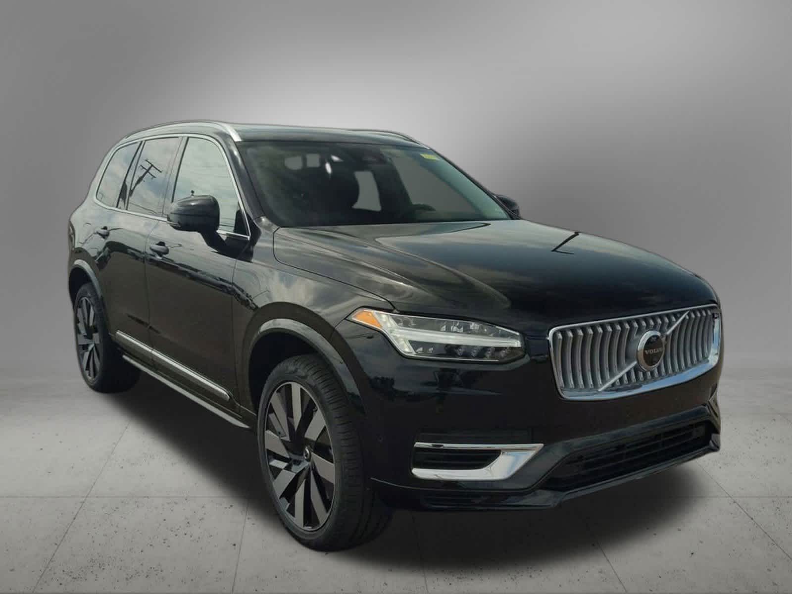 Thumbnail: 2025 Volvo XC90 - 8
