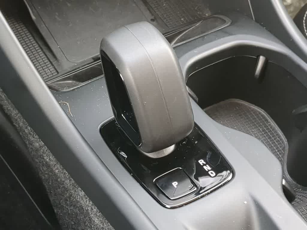 Thumbnail: 2026 Volvo XC40 - 30