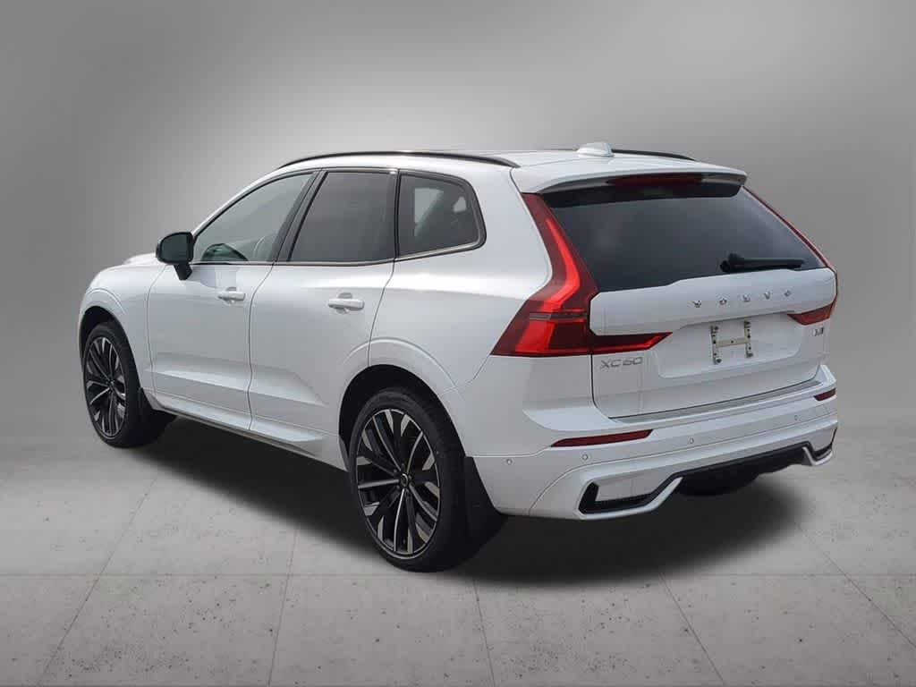Thumbnail: 2026 Volvo XC60 - 4