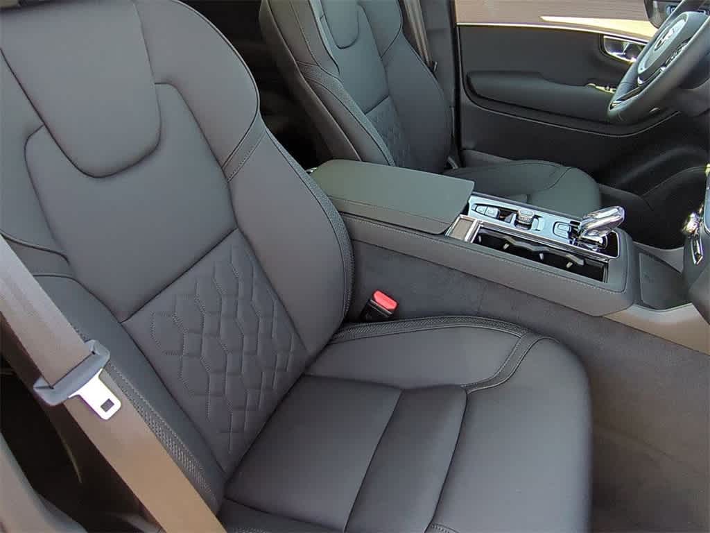 Thumbnail: 2026 Volvo XC90 - 21