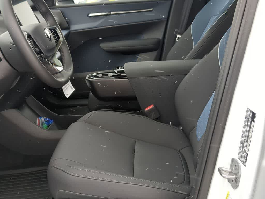 Thumbnail: 2025 Volvo EX30 - 15