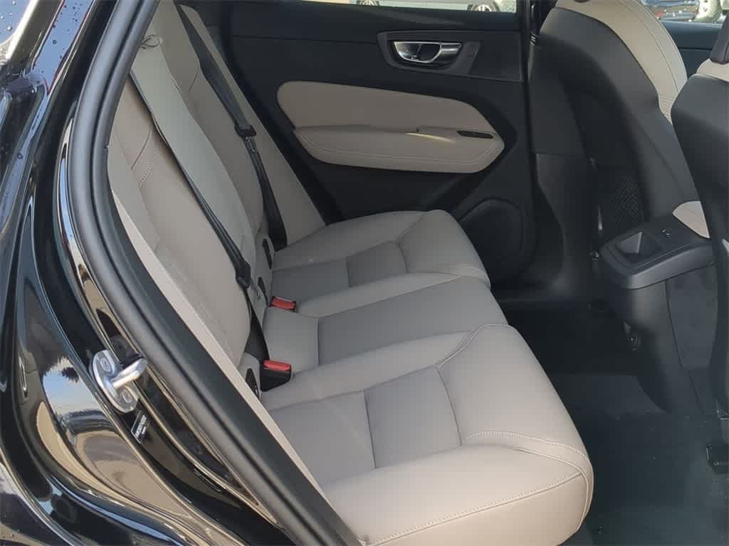 Thumbnail: 2026 Volvo XC60 - 19