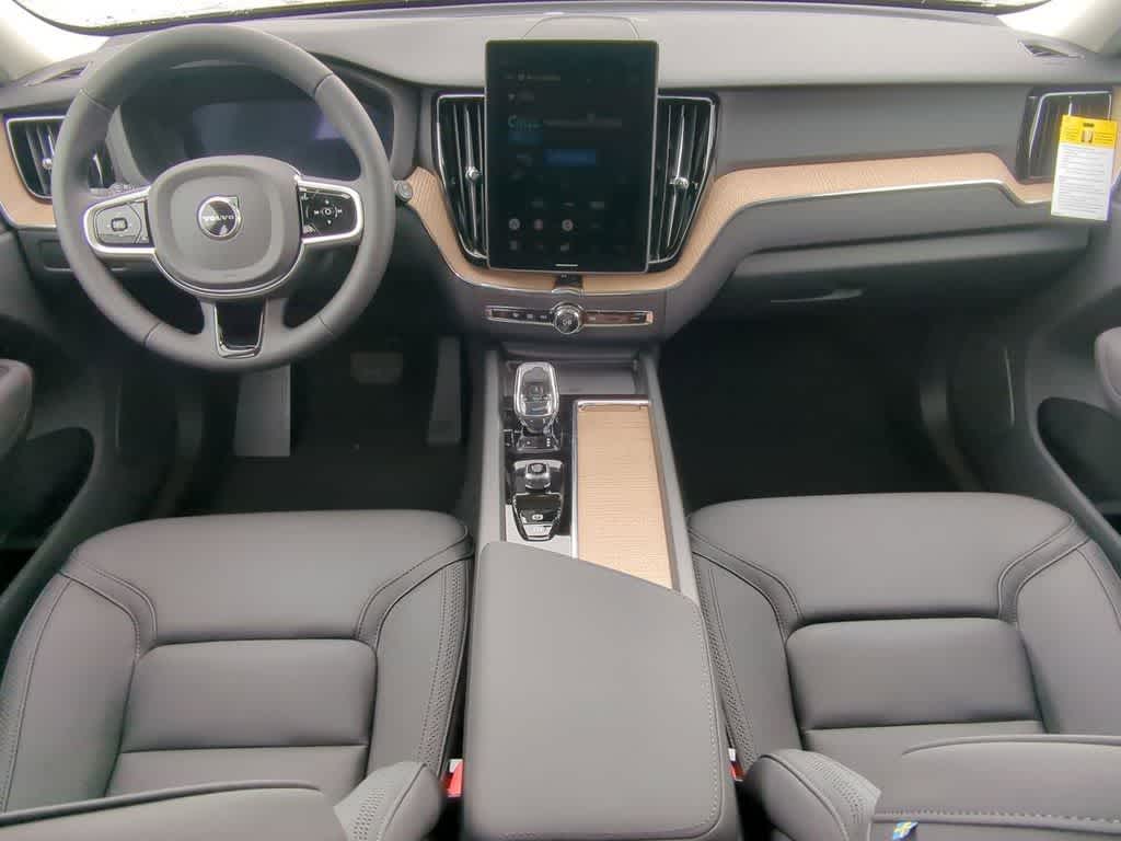 Thumbnail: 2026 Volvo XC60 - 14