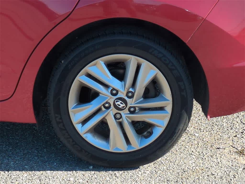 Thumbnail: 2019 Hyundai Elantra - 13