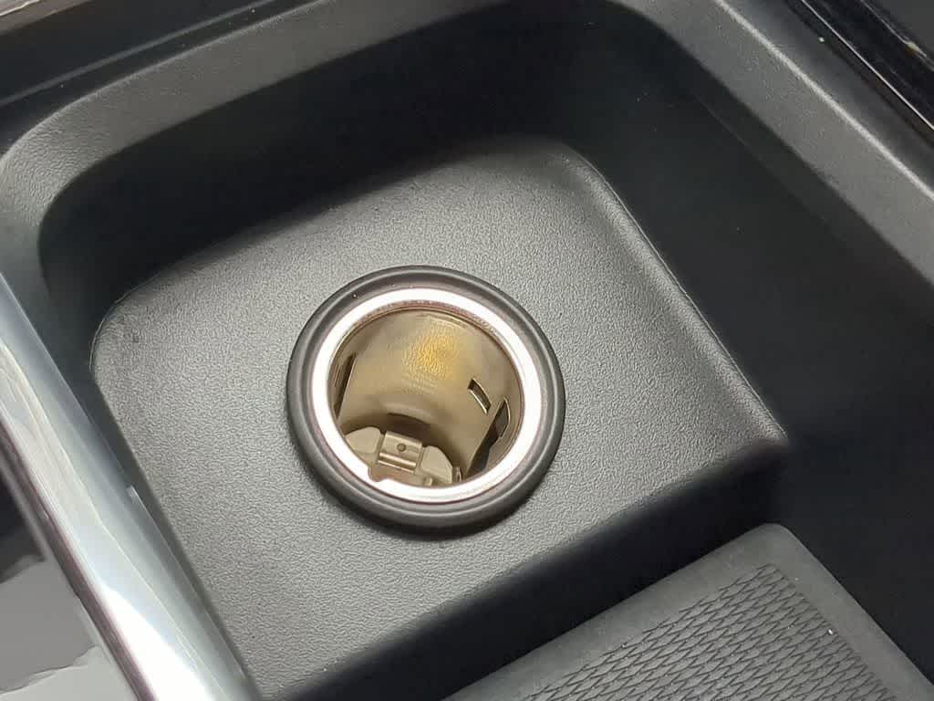 Thumbnail: 2026 Volvo XC60 - 29