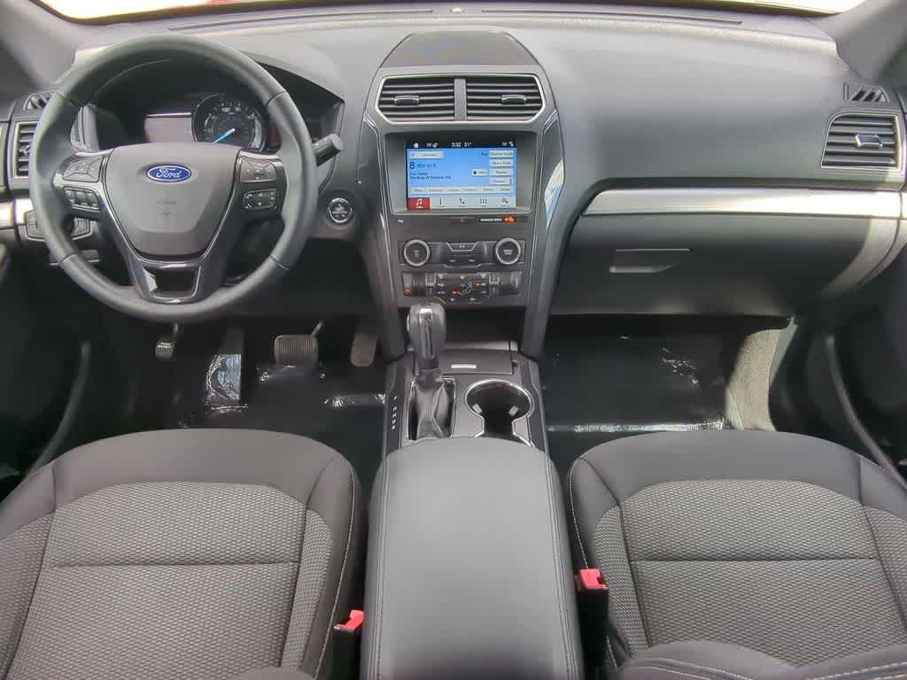 Thumbnail: 2018 Ford Explorer - 14