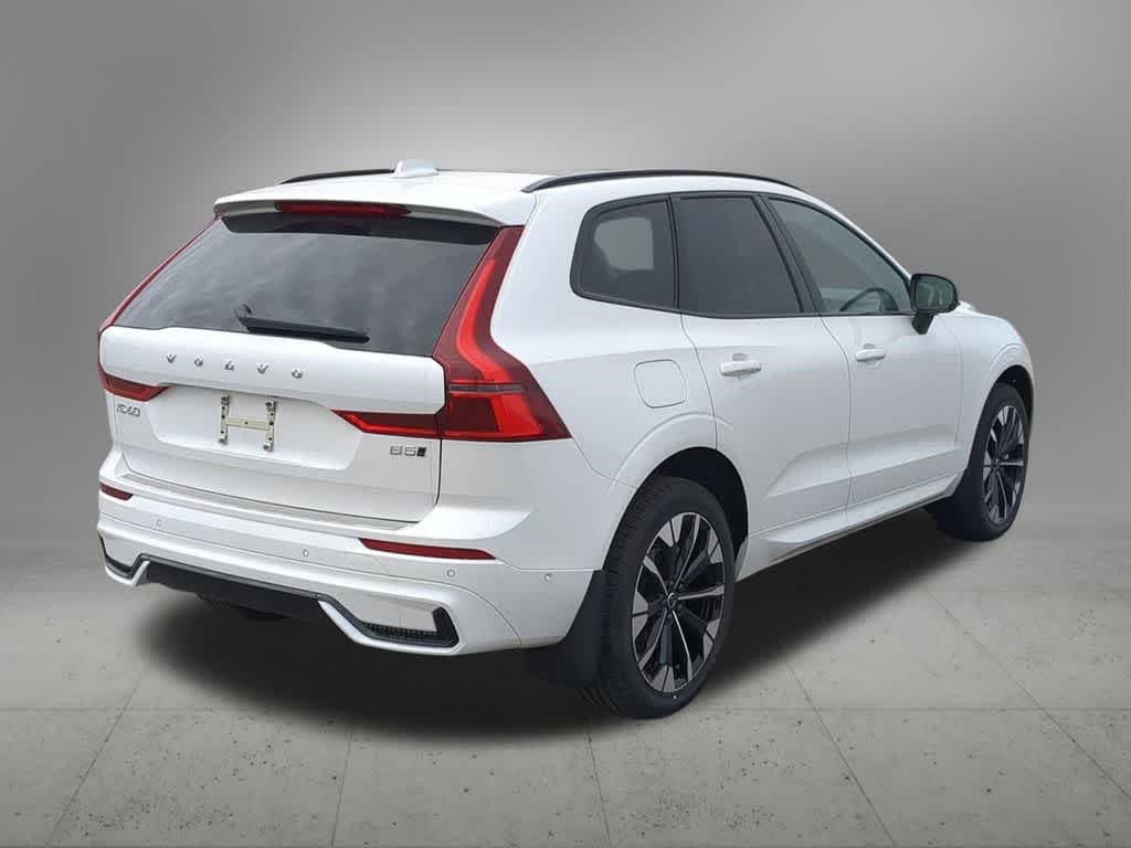 Thumbnail: 2026 Volvo XC60 - 6