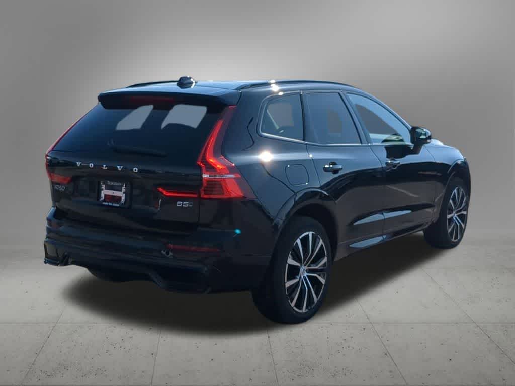 Thumbnail: 2025 Volvo XC60 - 6