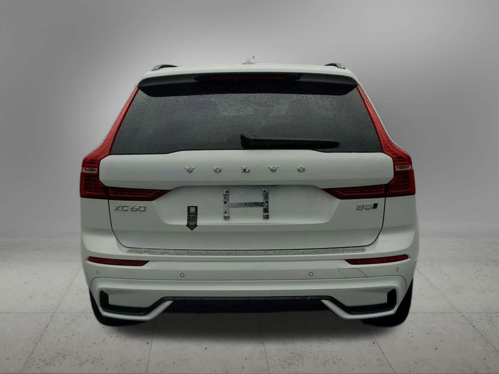 Thumbnail: 2025 Volvo XC60 - 5
