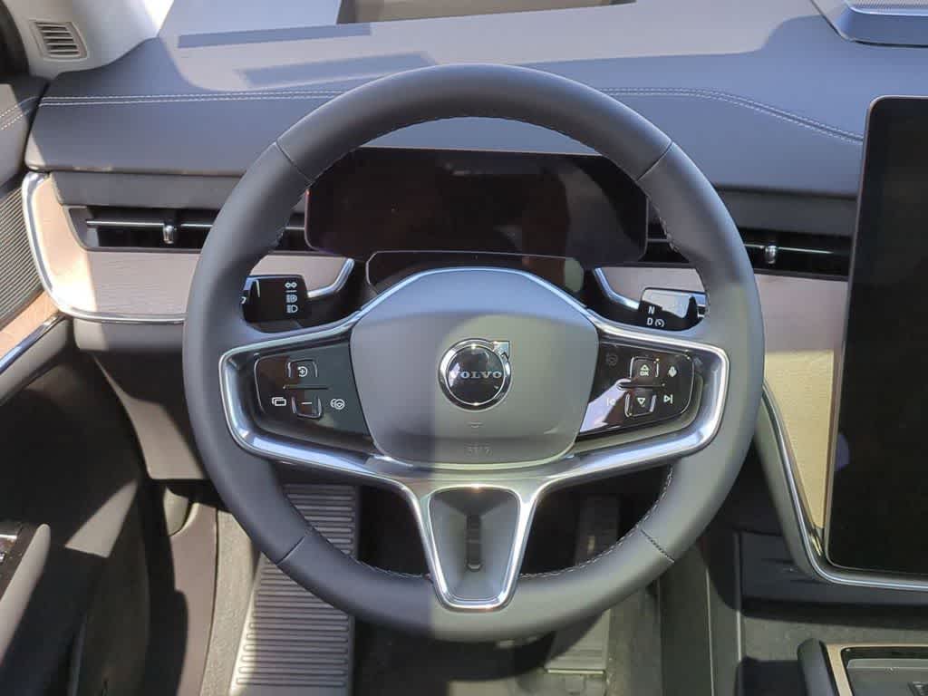 Thumbnail: 2025 Volvo EX90 - 22