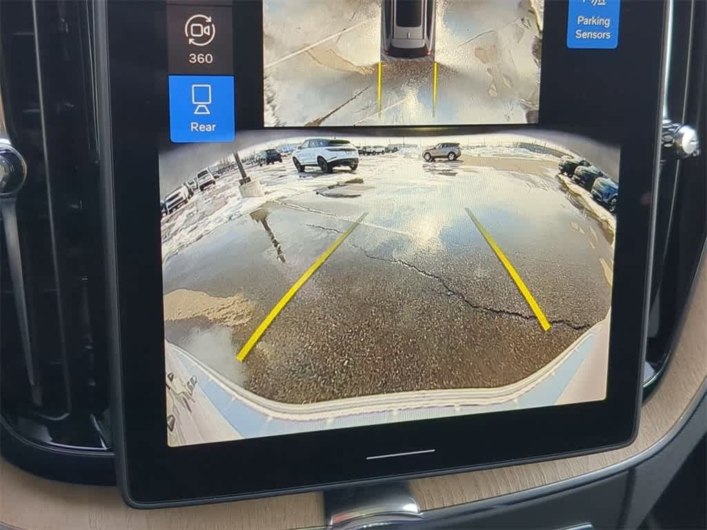 Thumbnail: 2026 Volvo XC60 - 28