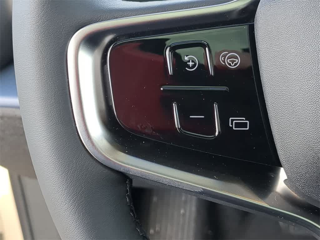 Thumbnail: 2026 Volvo EX30 - 22