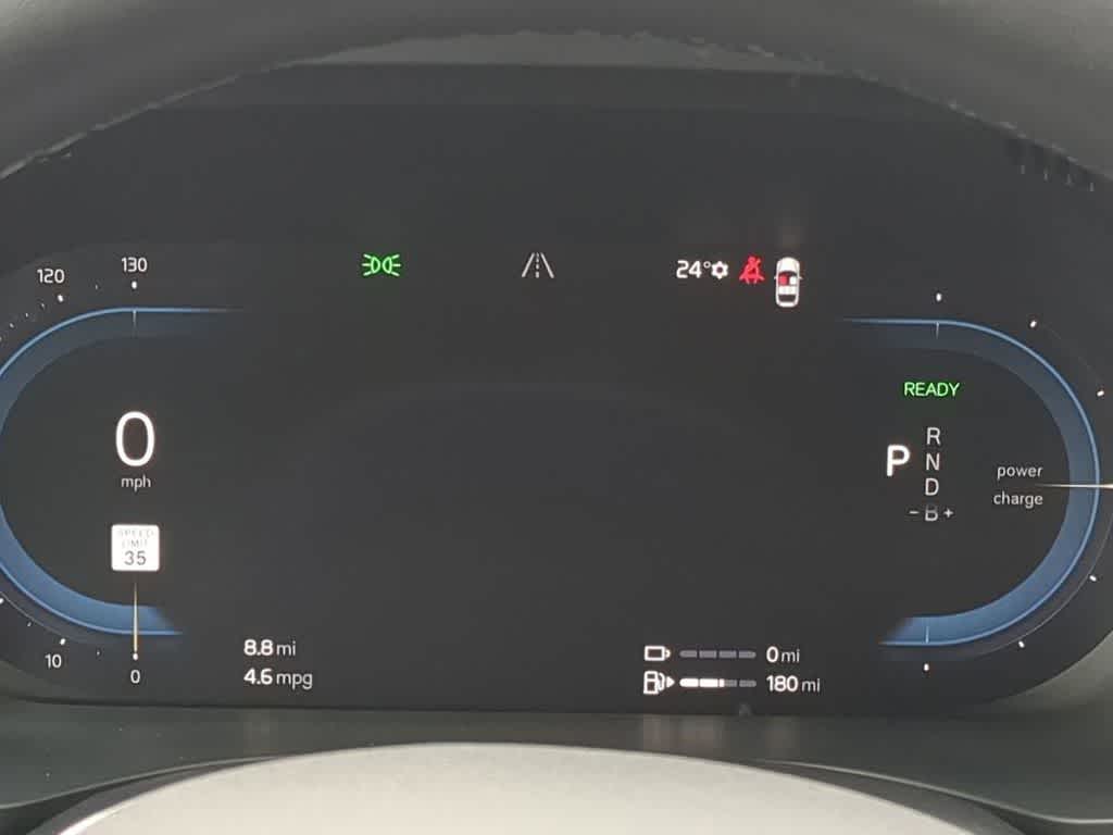 Thumbnail: 2025 Volvo XC60 - 30