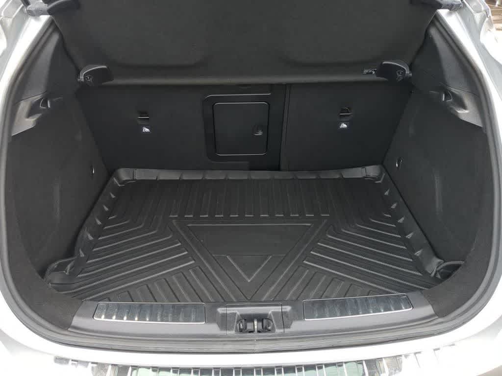 Thumbnail: 2018 INFINITI QX30 - 31