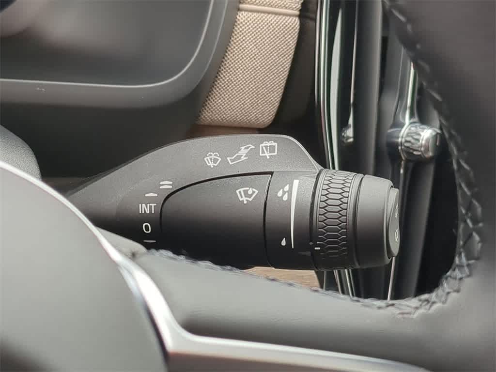 Thumbnail: 2026 Volvo XC90 - 24