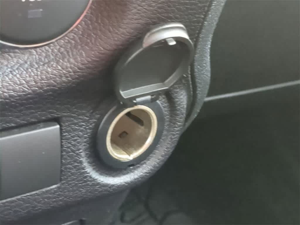 Thumbnail: 2017 Jeep Wrangler - 29