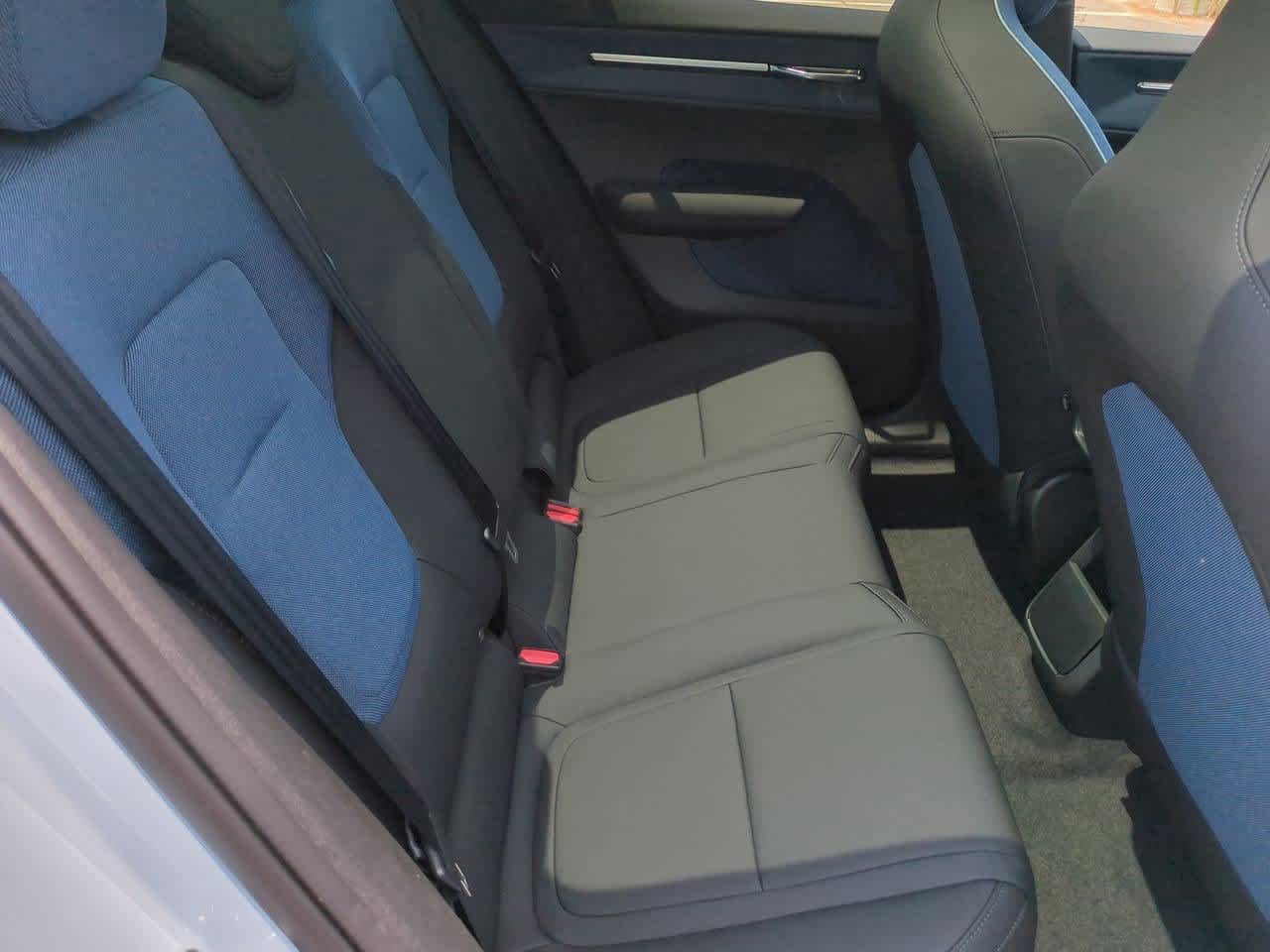 Thumbnail: 2025 Volvo EX30 - 20