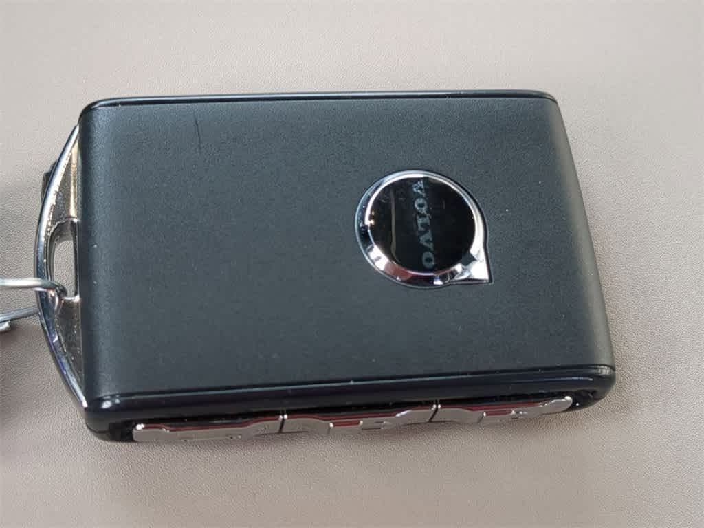 Thumbnail: 2026 Volvo XC90 - 33