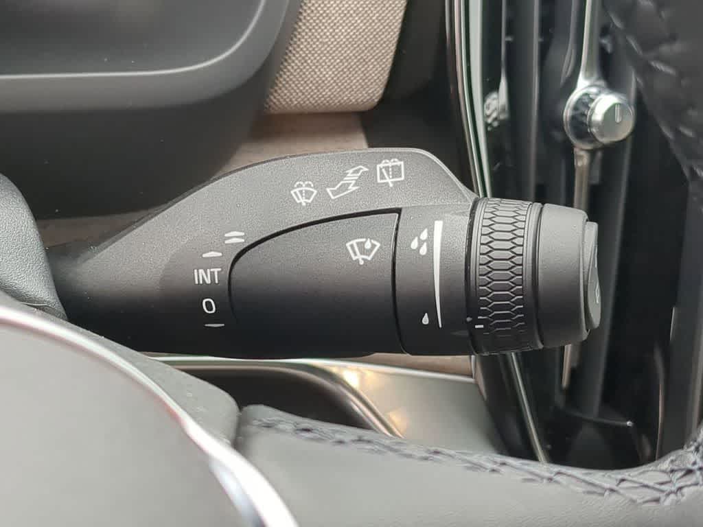 Thumbnail: 2026 Volvo XC90 - 26