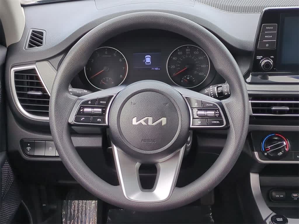Thumbnail: 2022 Kia Seltos - 20