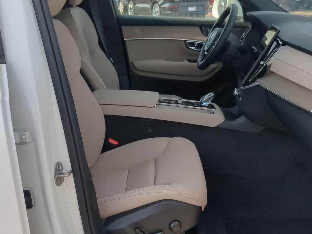 Thumbnail: 2026 Volvo XC90 - 22