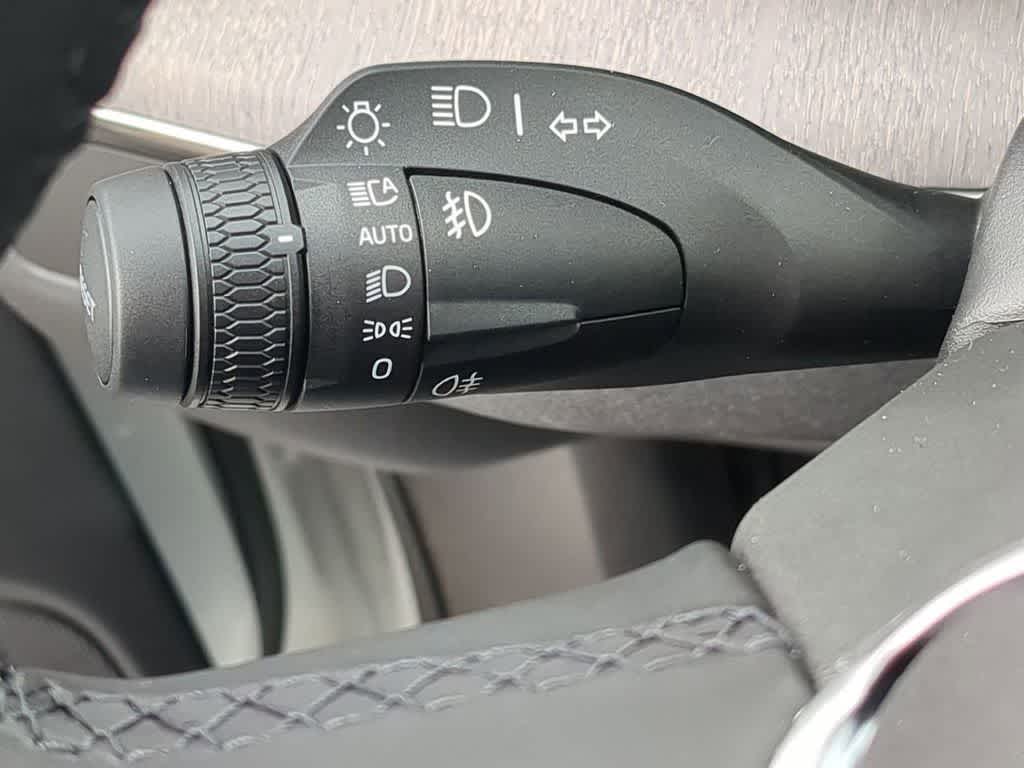 Thumbnail: 2026 Volvo XC90 - 27