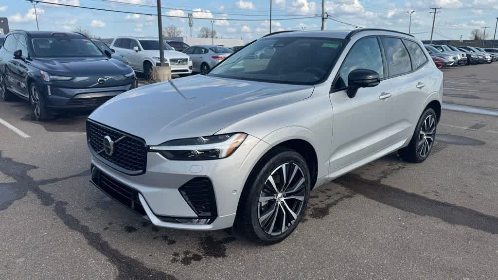 2023 Volvo XC60 B5 Plus -
                  Troy, MI