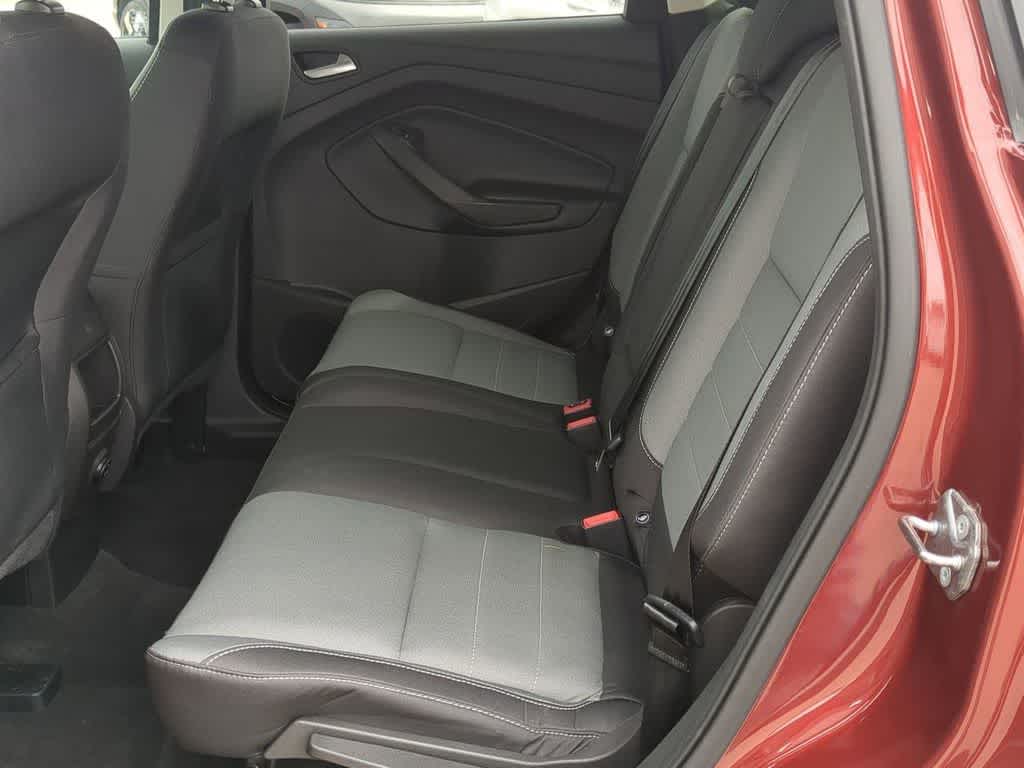 Thumbnail: 2016 Ford Escape - 18