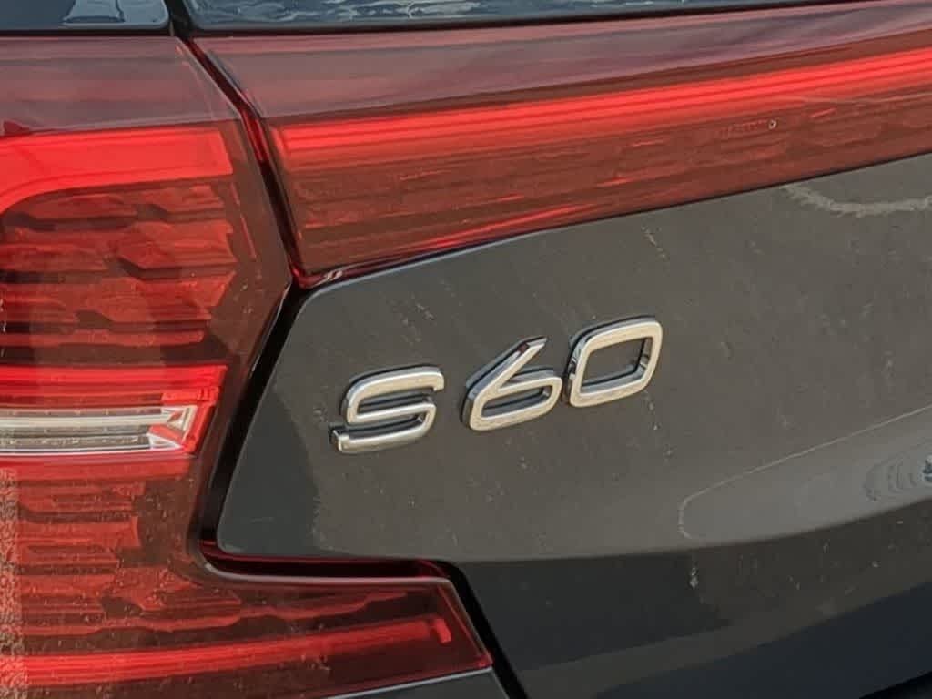 Thumbnail: 2023 Volvo S60 - 12