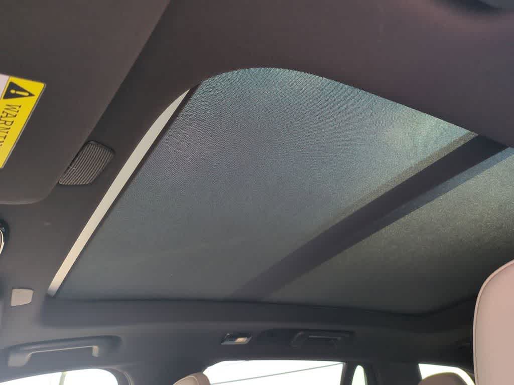 Thumbnail: 2026 Volvo XC90 - 17