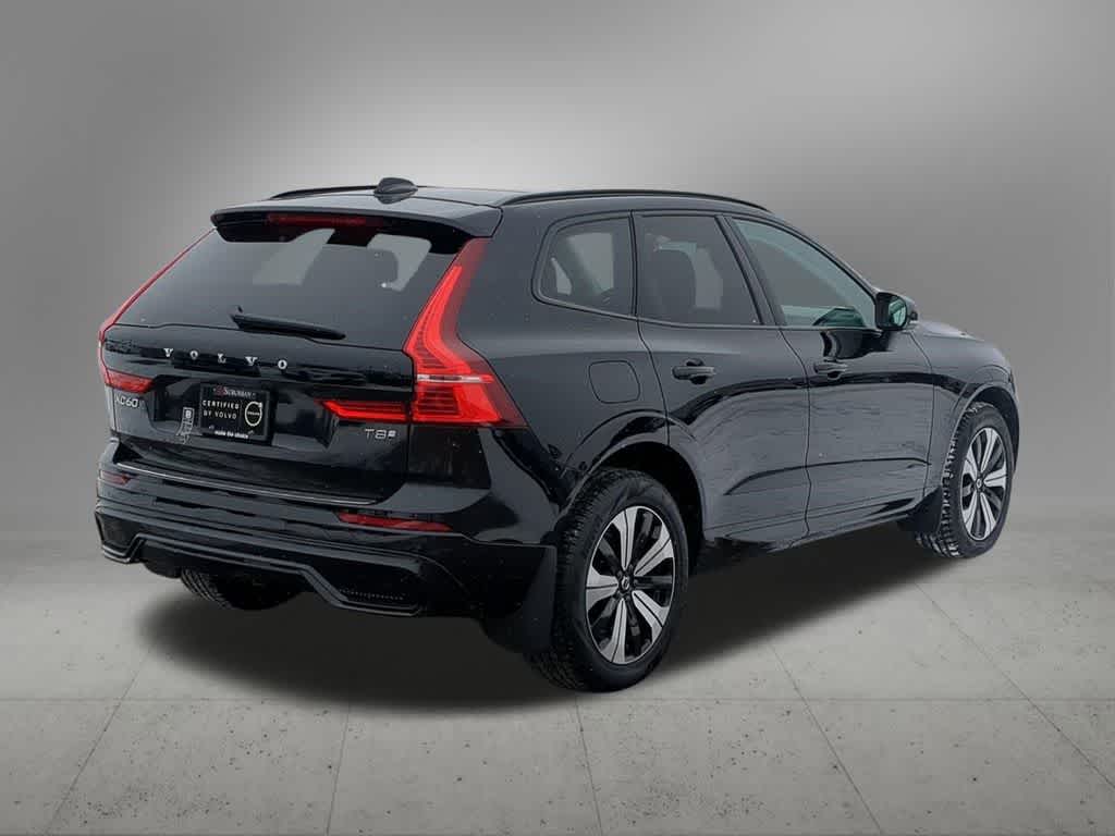 Thumbnail: 2025 Volvo XC60 - 6