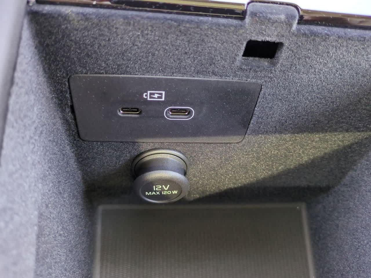 Thumbnail: 2026 Volvo XC90 - 30