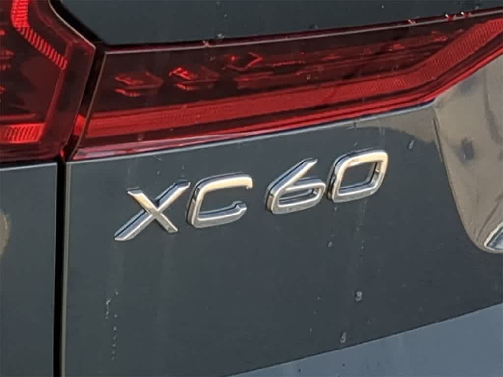 Thumbnail: 2026 Volvo XC60 - 12
