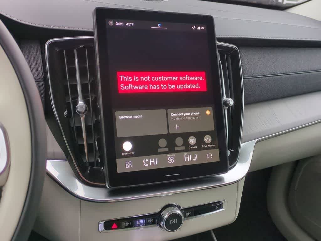 Thumbnail: 2026 Volvo XC90 - 27