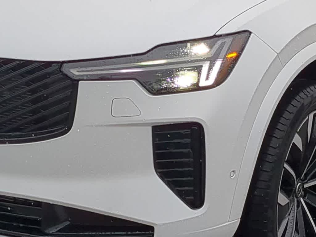 Thumbnail: 2026 Volvo XC90 - 10