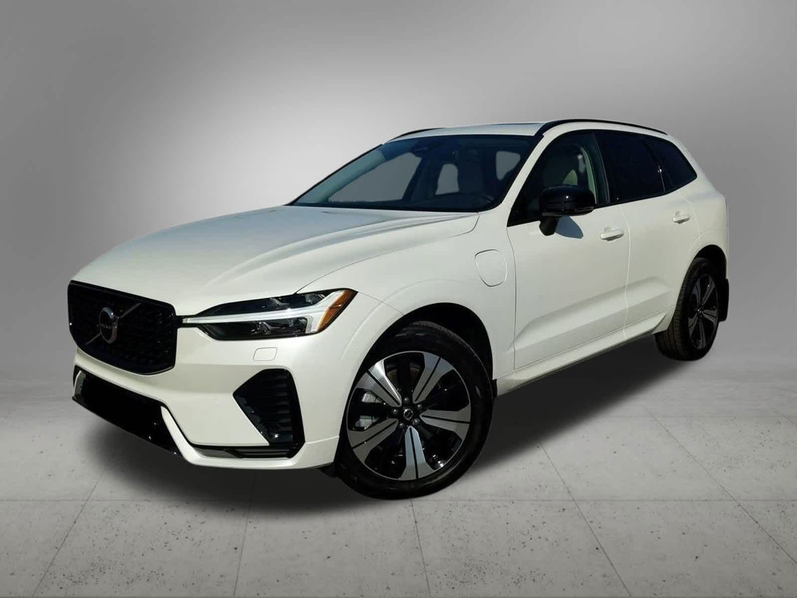 2025 Volvo XC60 Recharge Core -
                  Troy, MI