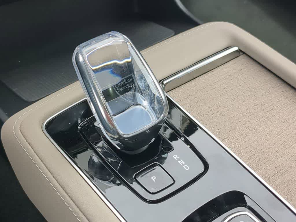 Thumbnail: 2026 Volvo XC90 - 30