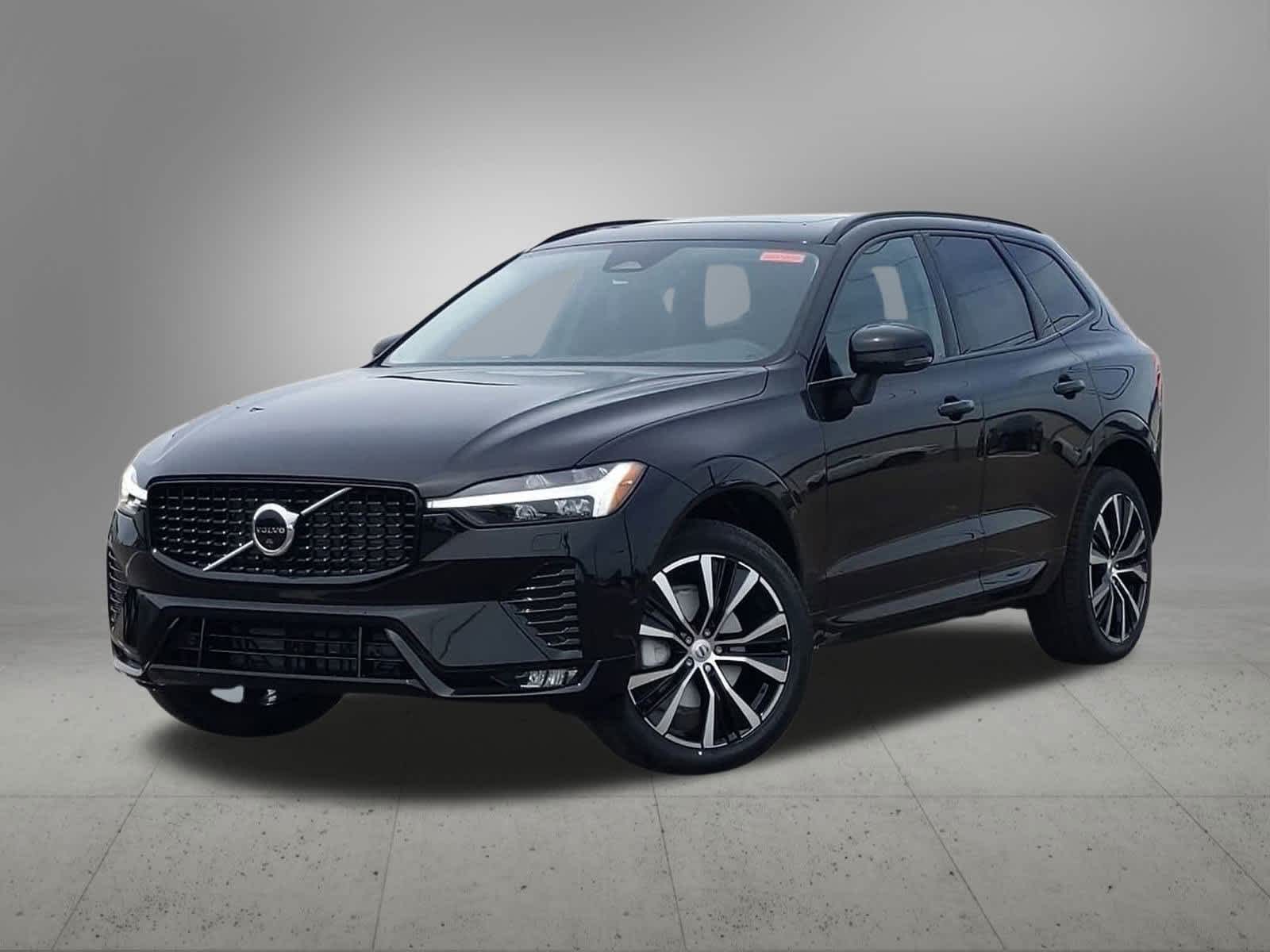 2025 Volvo XC60 B5 Plus -
                  Troy, MI