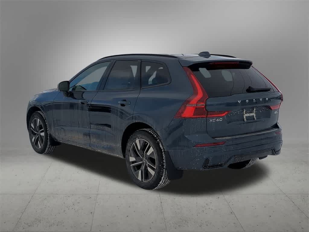 Thumbnail: 2026 Volvo XC60 - 4