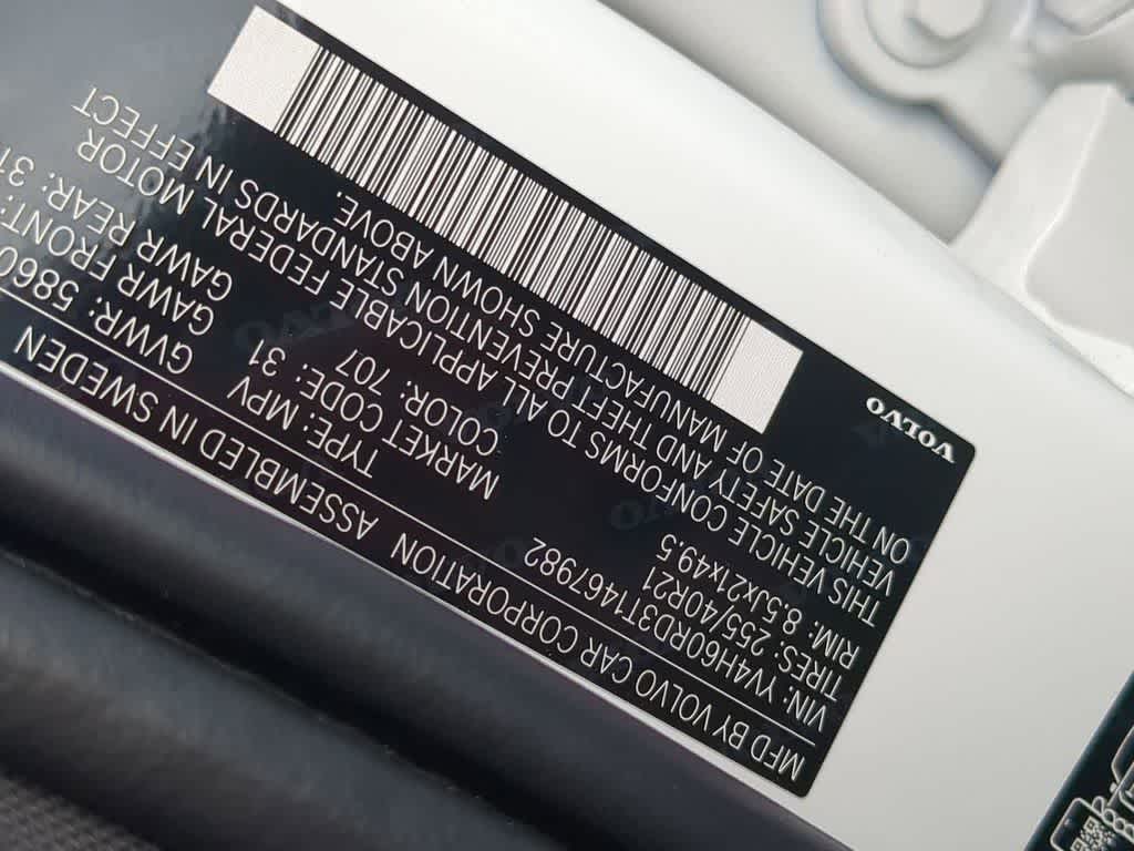 Thumbnail: 2026 Volvo XC60 - 34