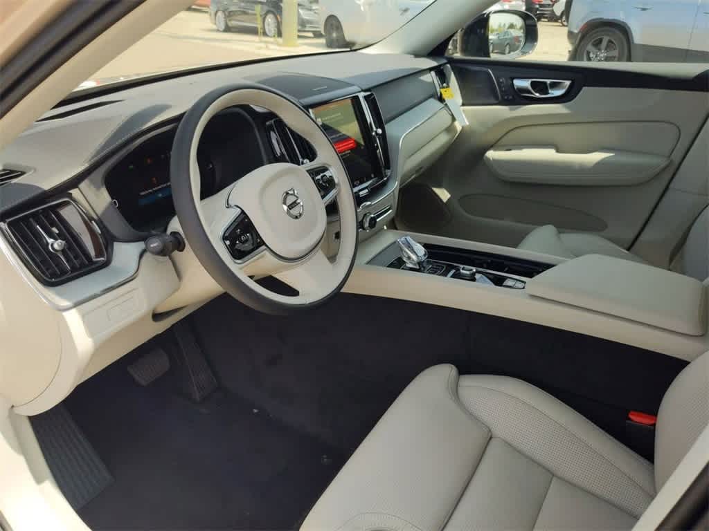 Thumbnail: 2025 Volvo XC60 - 2