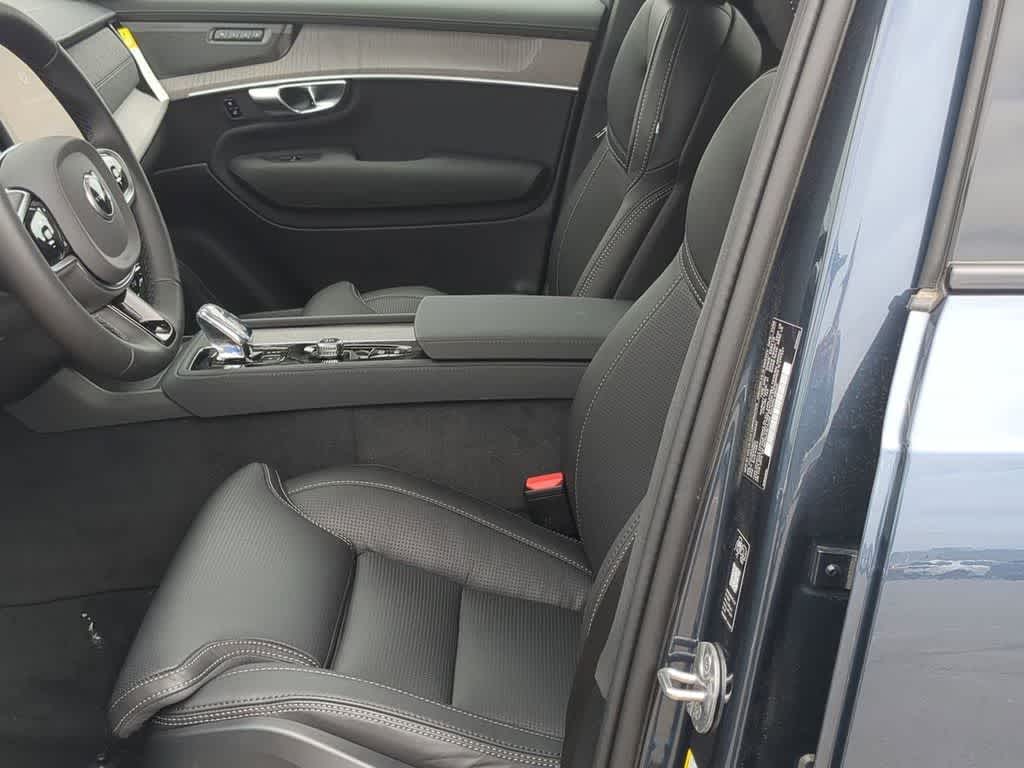 Thumbnail: 2026 Volvo XC90 - 15