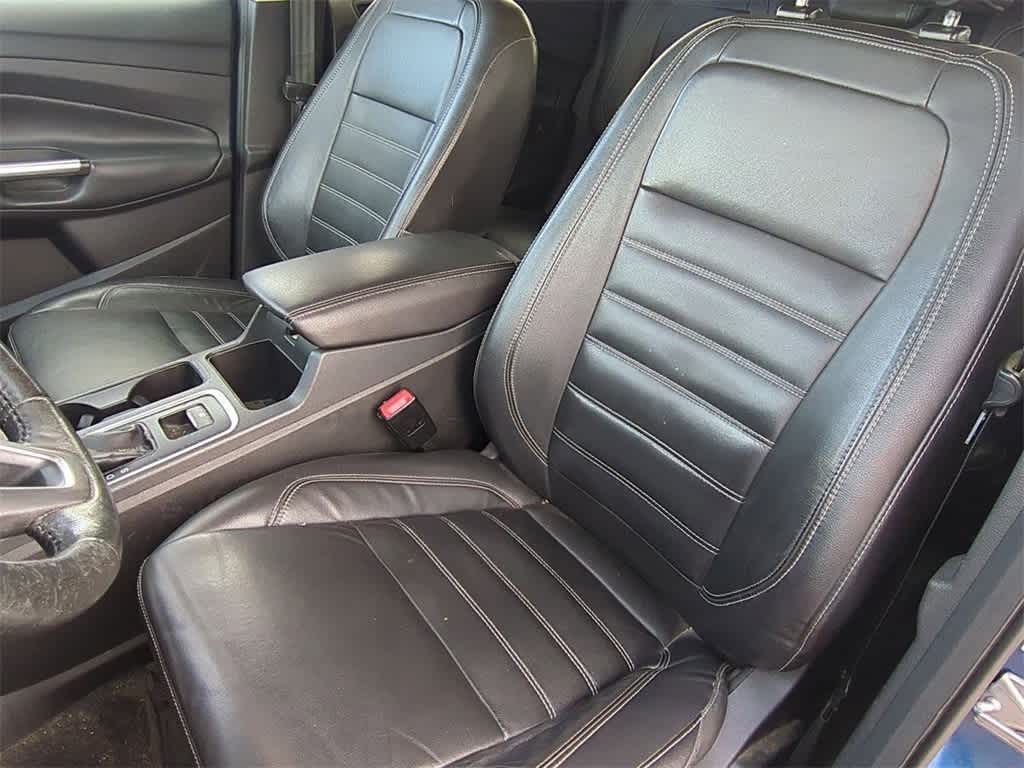 Thumbnail: 2017 Ford Escape - 14