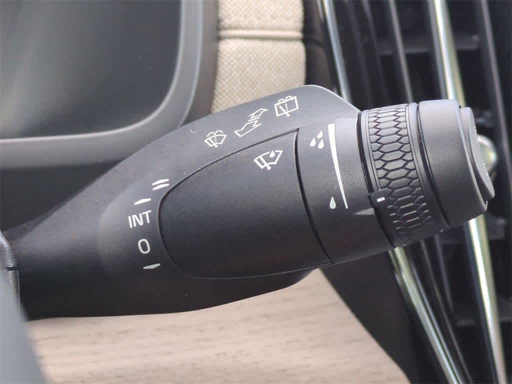 Thumbnail: 2026 Volvo XC90 - 25