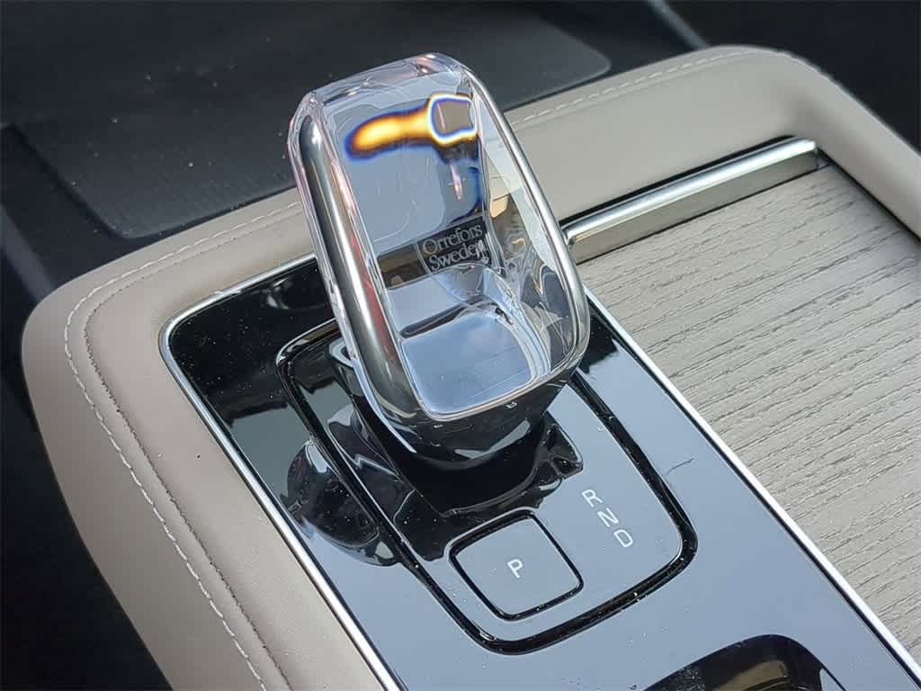 Thumbnail: 2026 Volvo XC90 - 32